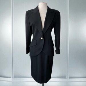 CHRISTIAN DIOR VTG CLASSIC BLACK SKIRT SUIT SIZE 10
